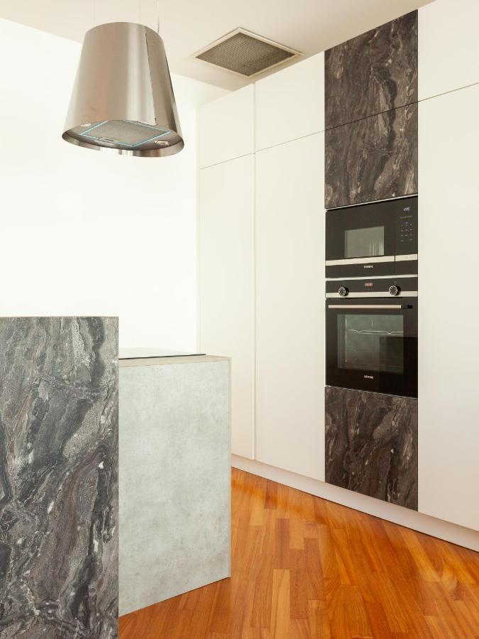 Easyhomes-Madonnina View Милано Екстериор снимка